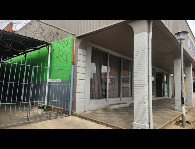 84M² RETAIL FOR SALE IN RUSTENBURG CENTRAL